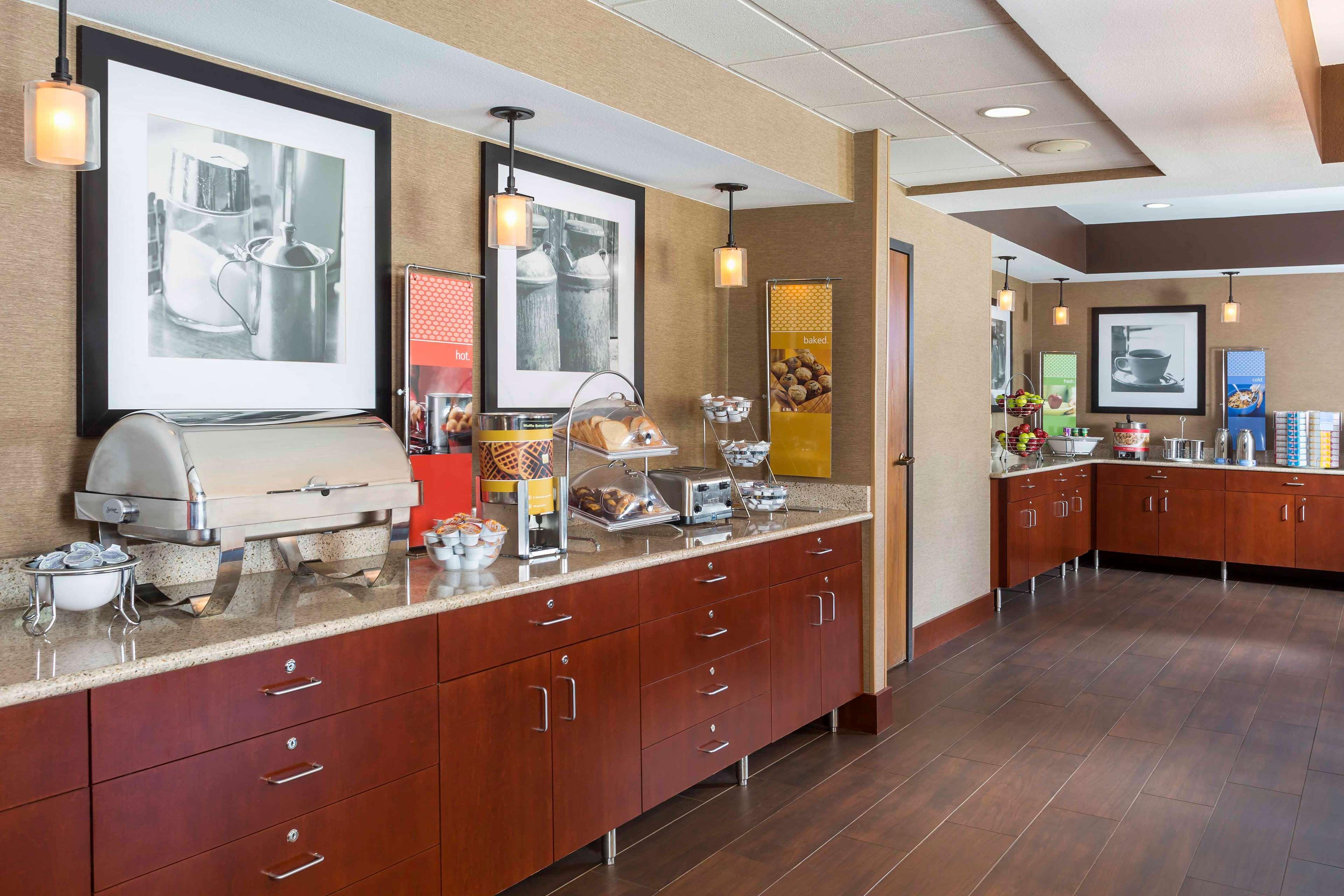 Hampton Inn Youngstown/Boardman Poland Exterior foto