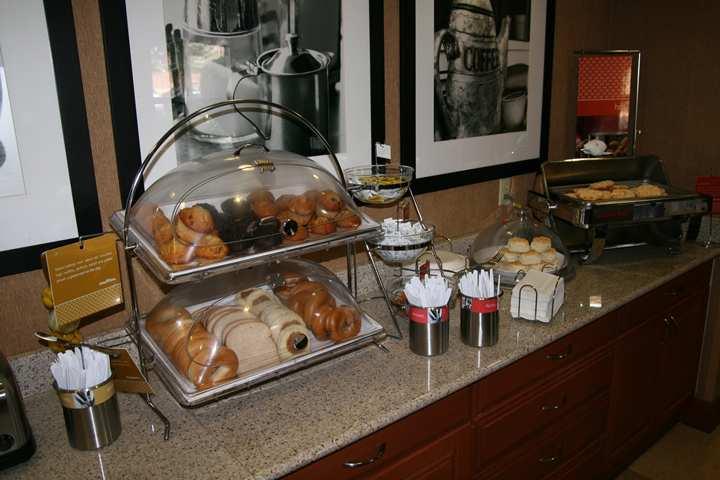 Hampton Inn Youngstown/Boardman Poland Restaurante foto